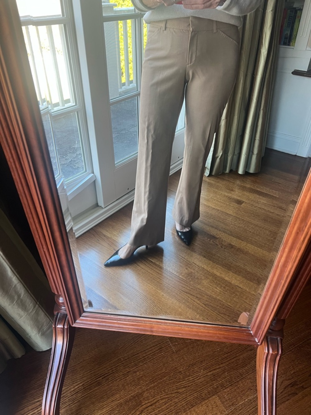 Theory Women's Wide-Leg Pants in Taupe